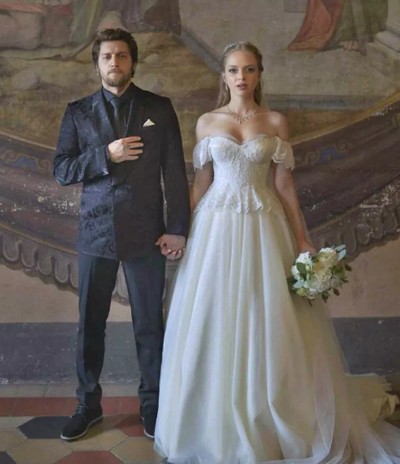 Ünlü çiftin nikâhından yeni fotoğraflar...